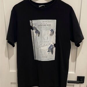 Dior Black Graphic T-Shirt.. the armpit stain can be dry clean Authentic !